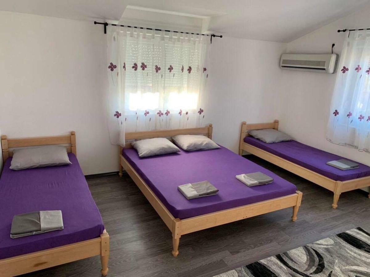 Apartman Grande Ajna Apartment โมสตาร์ ภายนอก รูปภาพ